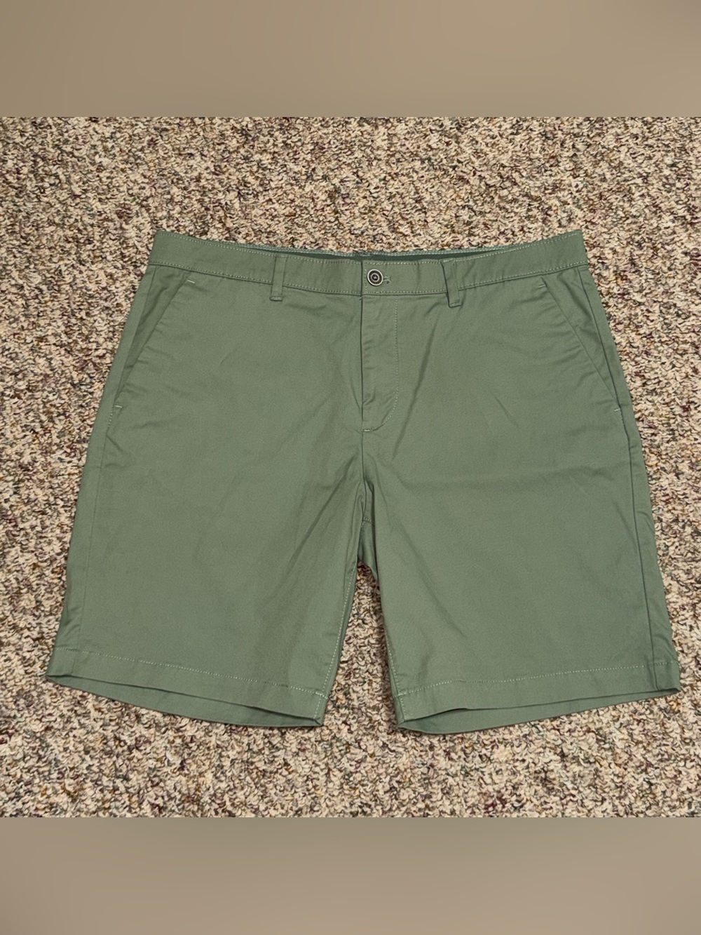 Men's size 36 shorts English Laundry Olive Green Flat Front Shorts
